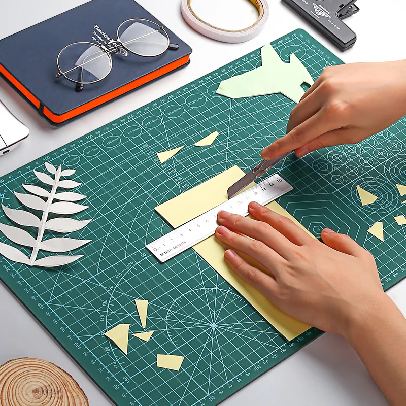 How to Use a Cutting Mat to Make DIY Craft Items?